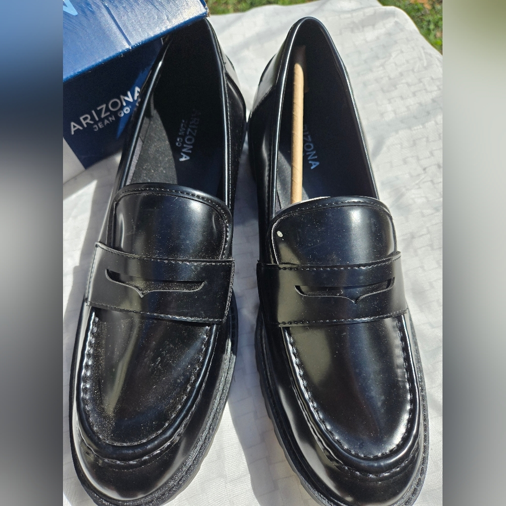 NIB Slip On shoes
